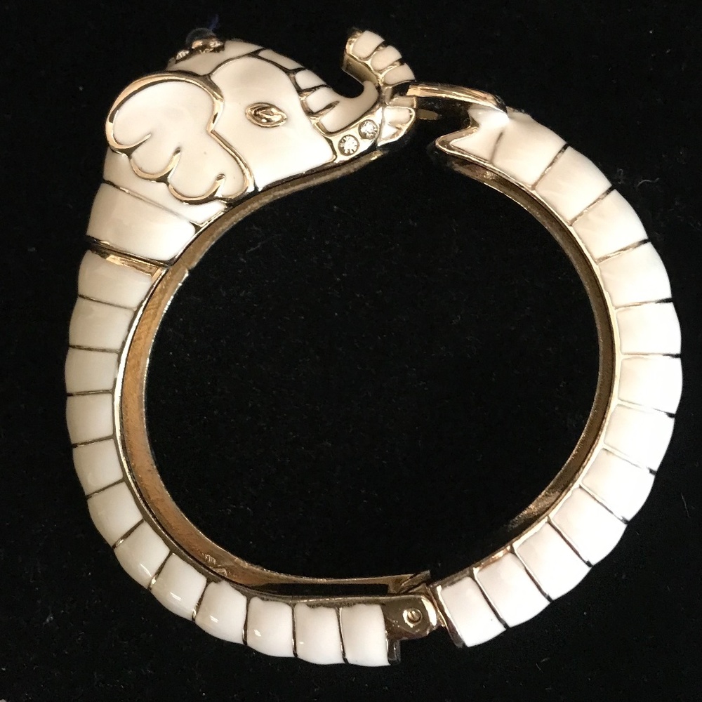 Enamel elephant bracelet